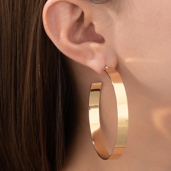 Flat shiny gold large hoop earrings - Picture 1 of 5